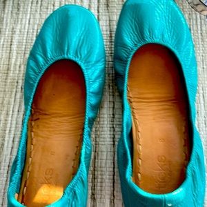 Size 8 Tieks